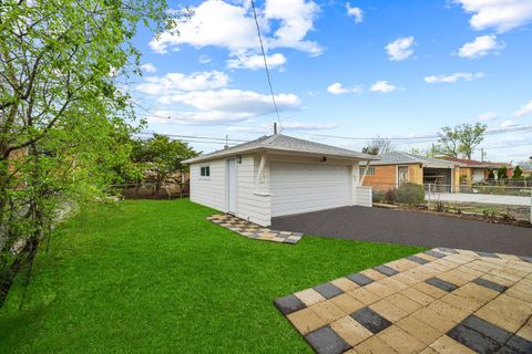 Tiny photo for 4525 N Plainfield Avenue, Norridge, IL 60706 (MLS # 12566789)