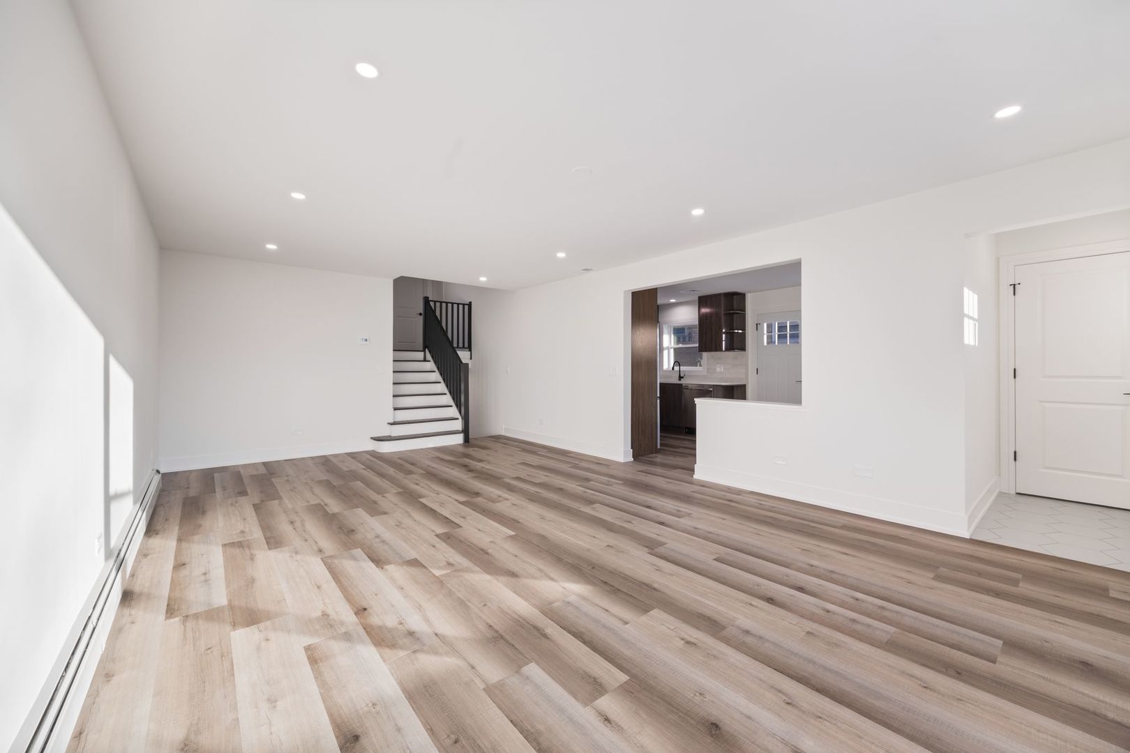 4525 N Plainfield Avenue