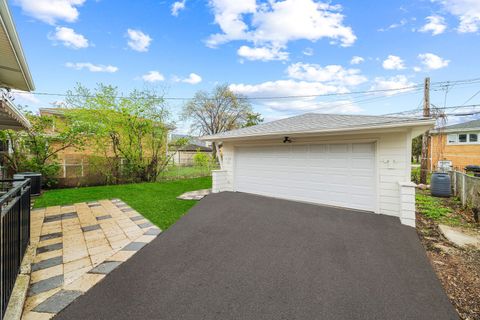 Tiny photo for 4525 N Plainfield Avenue, Norridge, IL 60706 (MLS # 12566789)