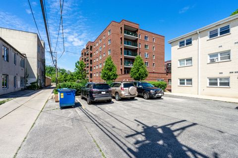 Tiny photo for 1353 Perry Street #5, Des Plaines, IL 60016 (MLS # 12532357)