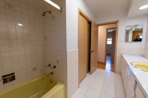 Tiny photo for 10916 Kingston Street, Westchester, IL 60154 (MLS # 12469810)