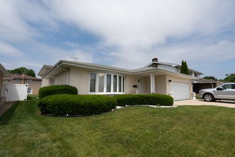 Photo of 10916 Kingston Street, Westchester, IL 60154 (MLS # 12469810) Photo of 10916 Kingston Street, Westchester, IL 60154 (MLS # 12469810)
