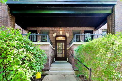 Tiny photo for 1415 W Rascher Avenue #302, Chicago, IL 60640 (MLS # 12732487)