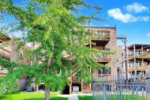 Tiny photo for 1415 W Rascher Avenue #302, Chicago, IL 60640 (MLS # 12732487)