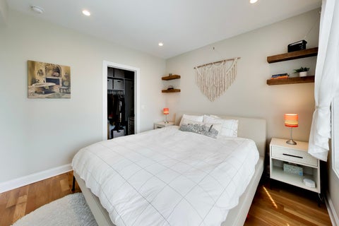 Tiny photo for 1415 W Rascher Avenue #302, Chicago, IL 60640 (MLS # 12732487)