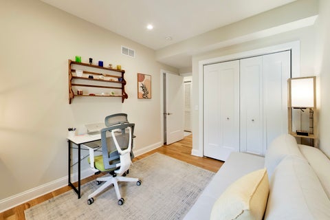 Tiny photo for 1415 W Rascher Avenue #302, Chicago, IL 60640 (MLS # 12732487)
