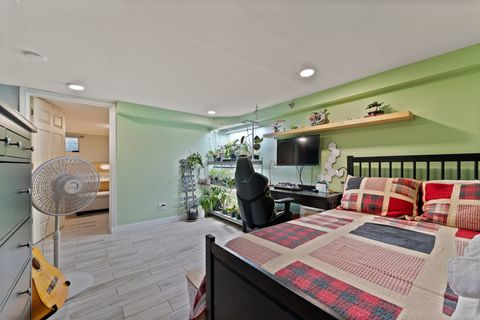 Tiny photo for 23 King Arthur Court #6, Northlake, IL 60164 (MLS # 12458354)