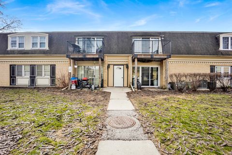 1145 Pleasant Run Drive 609 Wheeling IL 60090