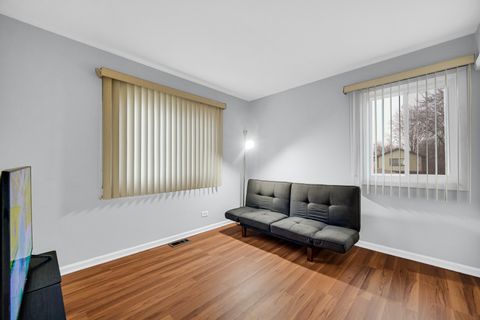 Tiny photo for 40 Huntingwood Road, Matteson, IL 60443 (MLS # 12588802)