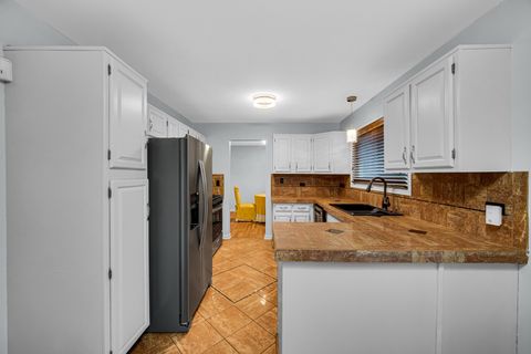 Tiny photo for 40 Huntingwood Road, Matteson, IL 60443 (MLS # 12588802)