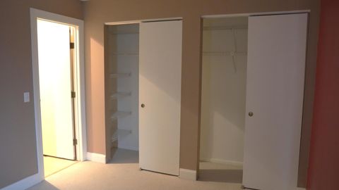 Tiny photo for 170 Inverness Court #2, Elk Grove Village, IL 60007 (MLS # 12604415)