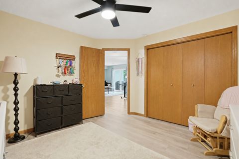 Tiny photo for 4165 Mallard Court #5, Bettendorf, IA 52722 (MLS # 12684961)