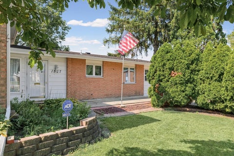Tiny photo for 1527 S Pointe Drive, Rantoul, IL 61866 (MLS # 12743623)