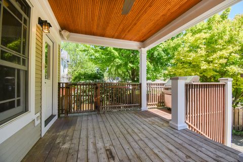 Tiny photo for 534 N Marion Street, Oak Park, IL 60302 (MLS # 12647556)