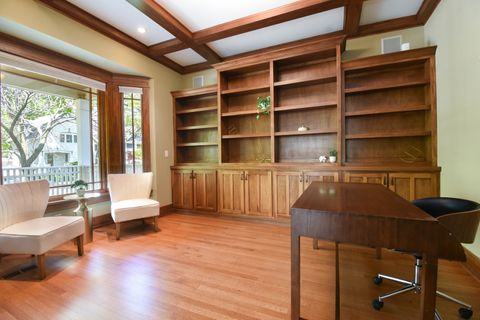 Tiny photo for 534 N Marion Street, Oak Park, IL 60302 (MLS # 12647556)