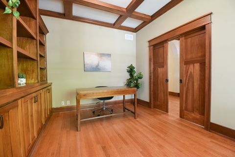 Tiny photo for 534 N Marion Street, Oak Park, IL 60302 (MLS # 12647556)