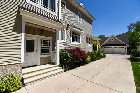 Tiny photo for 534 N Marion Street, Oak Park, IL 60302 (MLS # 12647556)
