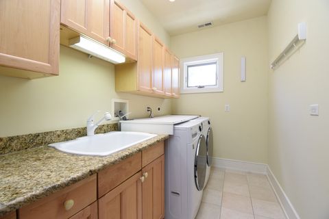 Tiny photo for 534 N Marion Street, Oak Park, IL 60302 (MLS # 12647556)