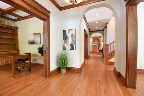 Tiny photo for 534 N Marion Street, Oak Park, IL 60302 (MLS # 12647556)