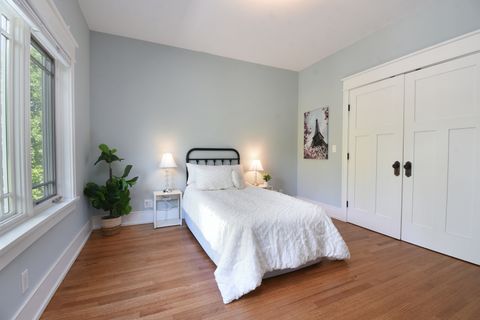 Tiny photo for 534 N Marion Street, Oak Park, IL 60302 (MLS # 12647556)