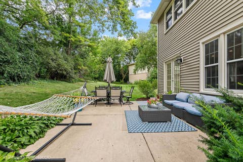 Tiny photo for 986 Commonwealth Court, Barrington, IL 60010 (MLS # 12644722)