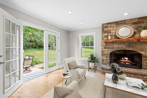 Tiny photo for 986 Commonwealth Court, Barrington, IL 60010 (MLS # 12644722)