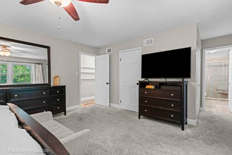 Tiny photo for 986 Commonwealth Court, Barrington, IL 60010 (MLS # 12644722)