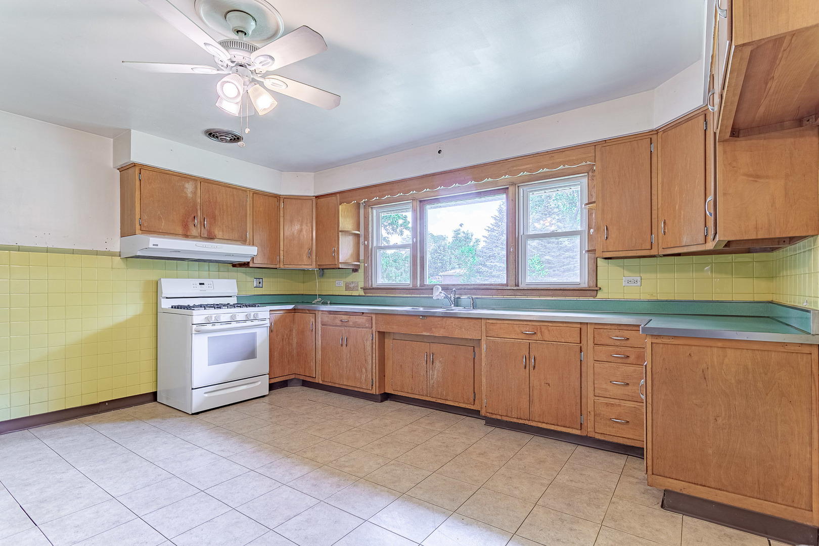 1481 Bloomingdale Road