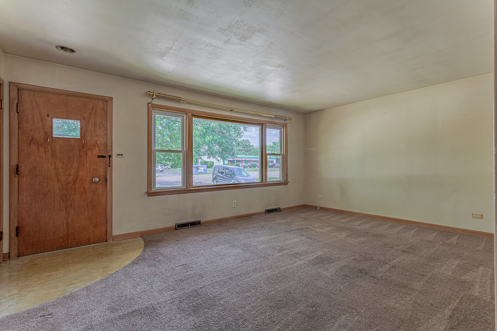 1481 Bloomingdale Road