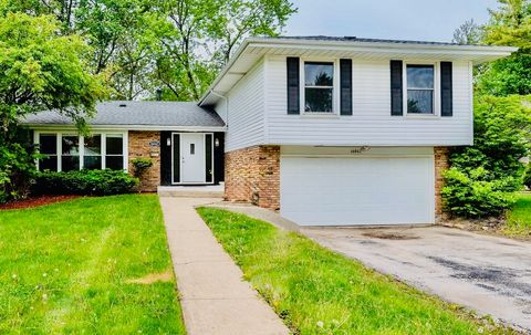 Tiny photo for 16062 Woodlawn East Avenue, South Holland, IL 60473 (MLS # 12556423)