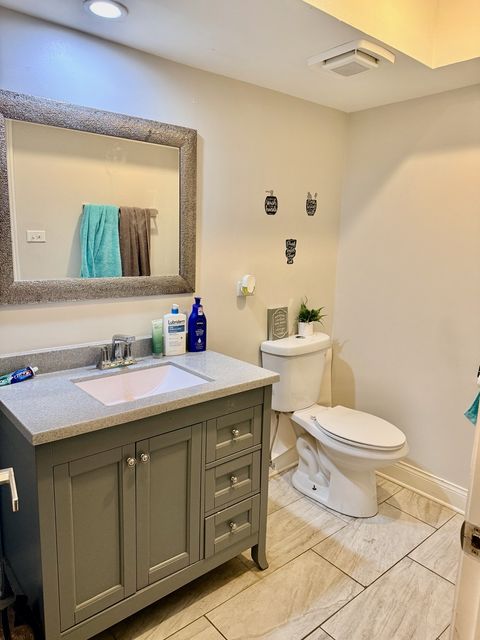 Tiny photo for 16062 Woodlawn East Avenue, South Holland, IL 60473 (MLS # 12556423)