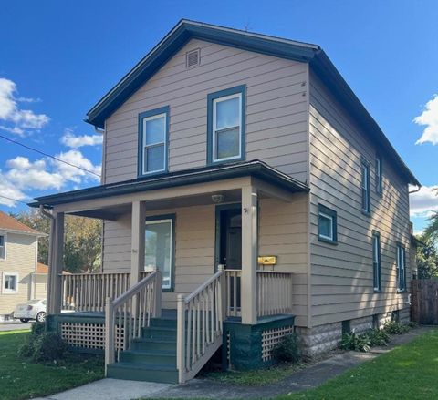 Tiny photo for 515 North Avenue, Aurora, IL 60505 (MLS # 12503049)