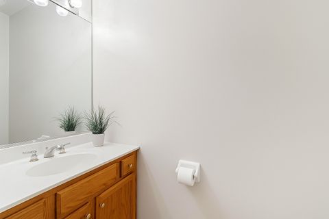 Tiny photo for 303 Reserve Circle, Clarendon Hills, IL 60514 (MLS # 12529065)