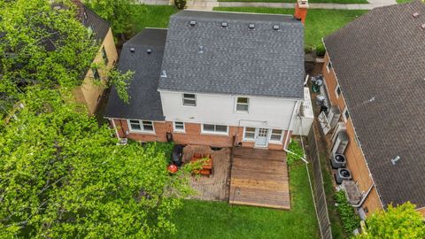 Tiny photo for 1801 Glenview Avenue, Park Ridge, IL 60068 (MLS # 12633833)