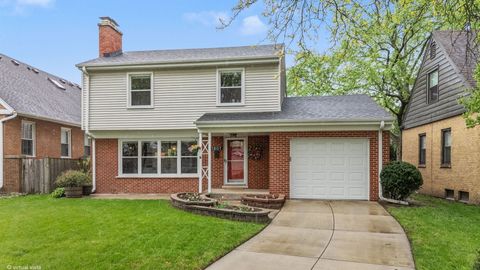 Photo of 1801 Glenview Avenue, Park Ridge, IL 60068 (MLS # 12633833)
