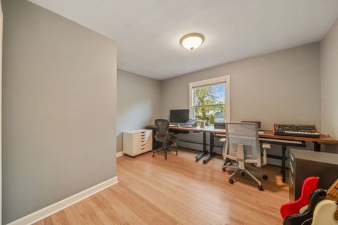 Tiny photo for 1801 Glenview Avenue, Park Ridge, IL 60068 (MLS # 12633833)