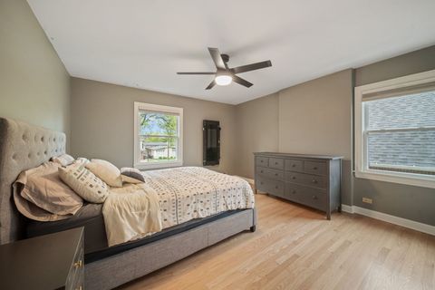 Tiny photo for 1801 Glenview Avenue, Park Ridge, IL 60068 (MLS # 12633833)