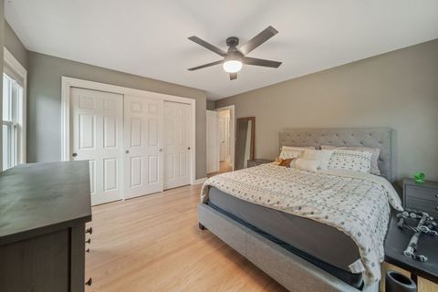 Tiny photo for 1801 Glenview Avenue, Park Ridge, IL 60068 (MLS # 12633833)