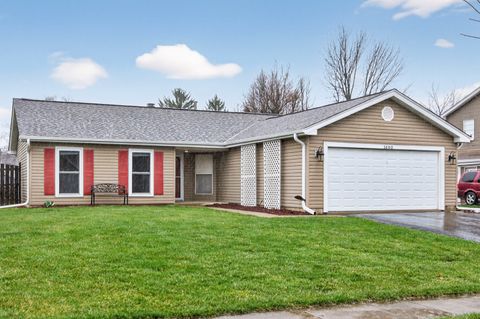 Tiny photo for 1690 Red Coach Lane, Algonquin, IL 60102 (MLS # 12559615)