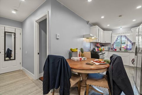 Tiny photo for 14501 Keystone Avenue #8, Midlothian, IL 60445 (MLS # 12398703)