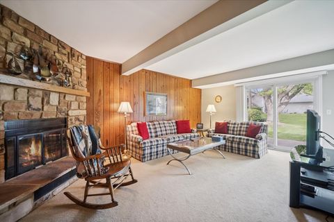 Tiny photo for 51 Chelsea Lane, Cary, IL 60013 (MLS # 12639231)