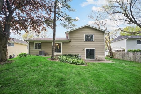 Tiny photo for 51 Chelsea Lane, Cary, IL 60013 (MLS # 12639231)
