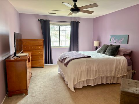 Tiny photo for 5806A Wolf Road #4, Western Springs, IL 60558 (MLS # 12604490)