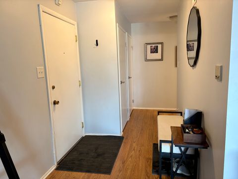 Tiny photo for 5806A Wolf Road #4, Western Springs, IL 60558 (MLS # 12604490)