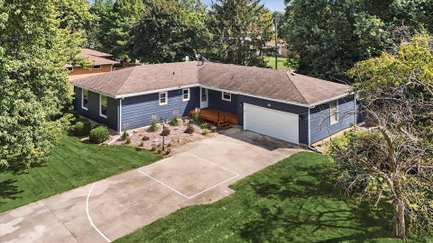 Tiny photo for 235 W 19th Street, Gibson City, IL 60936 (MLS # 12740555)