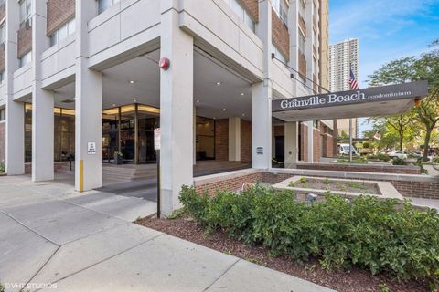 Tiny photo for 6171 N Sheridan Road #2404, Chicago, IL 60660 (MLS # 12443524)