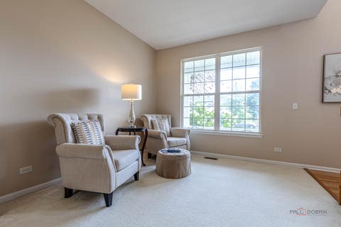 Tiny photo for 220 Meadowlark Circle, Lindenhurst, IL 60046 (MLS # 12714872)