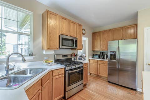 Tiny photo for 220 Meadowlark Circle, Lindenhurst, IL 60046 (MLS # 12714872)