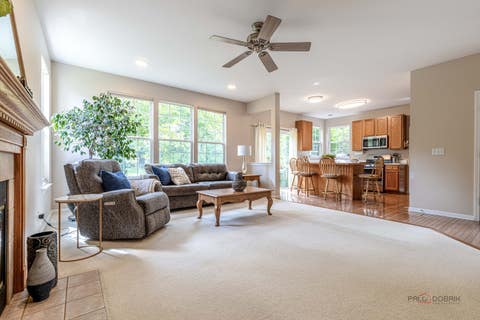 Tiny photo for 220 Meadowlark Circle, Lindenhurst, IL 60046 (MLS # 12714872)