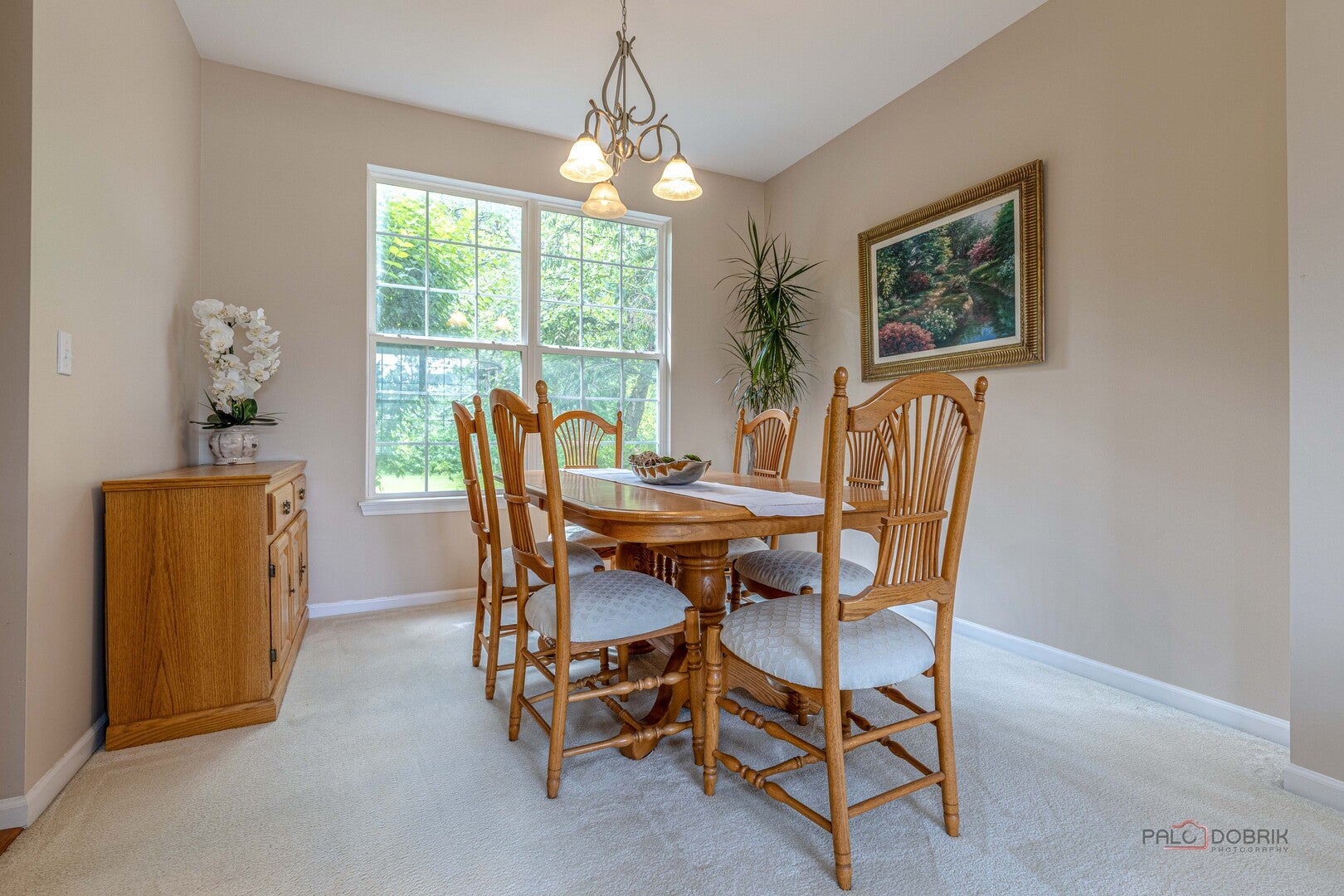 220 Meadowlark Circle